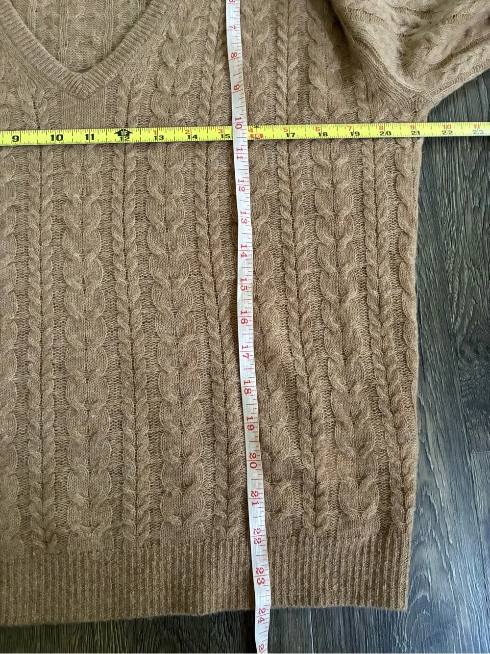 J. Crew Cashmere Cable-knit Relaxed V-neck Sweater in Heather Acorn